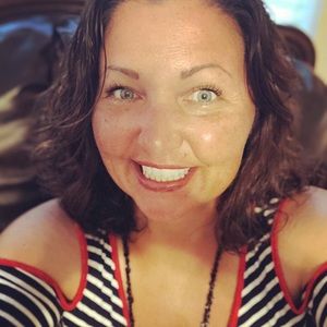 Meet your Posher, Sherry